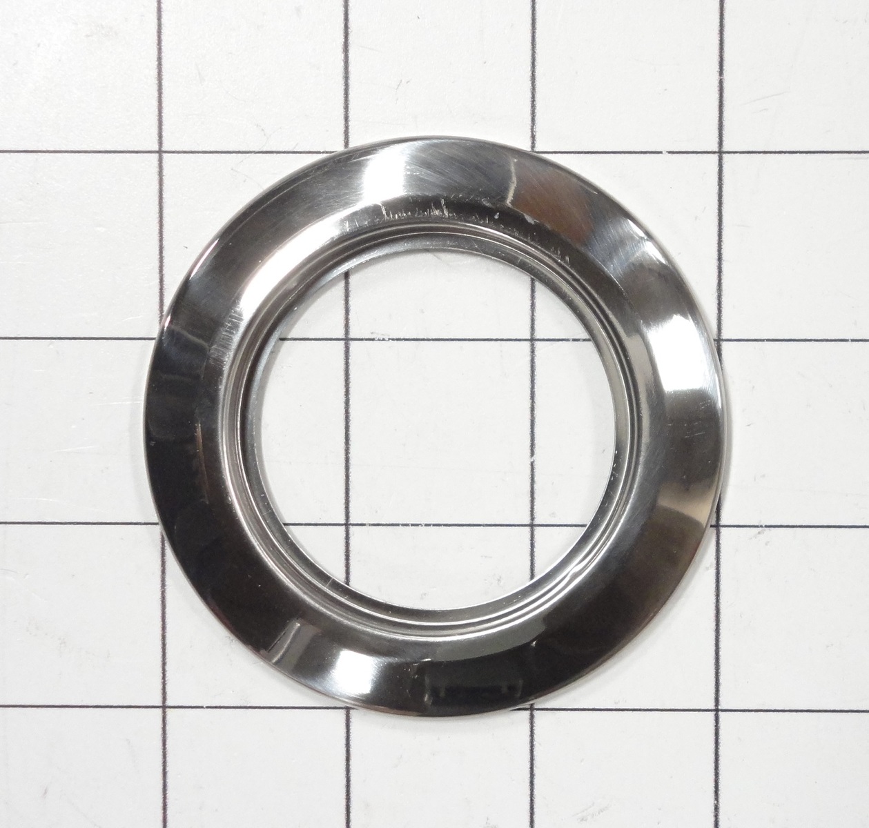 DE81-03556A