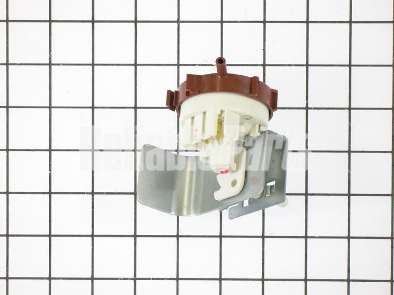 WH12X10476