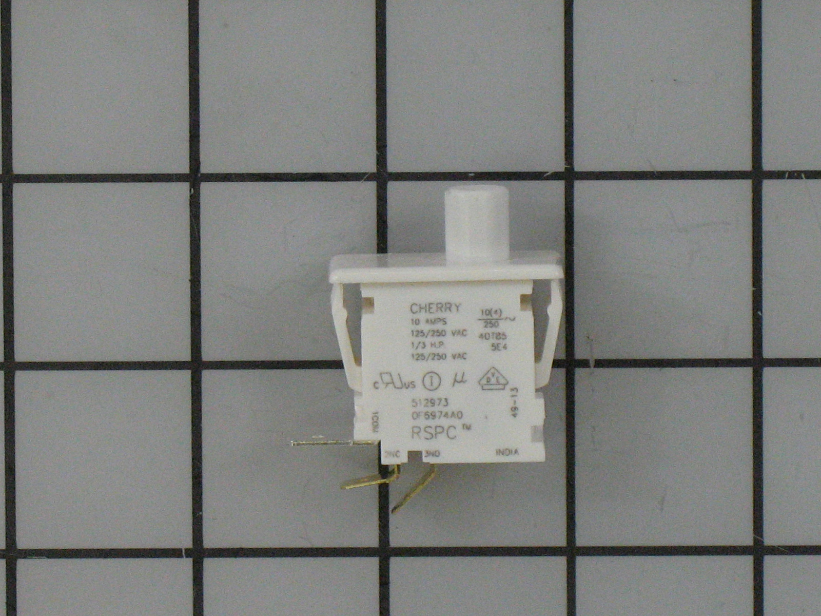 D512973