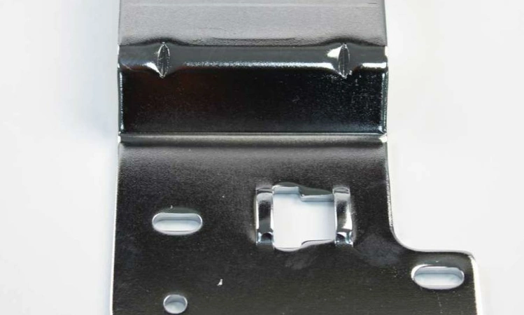 AEH73596901
