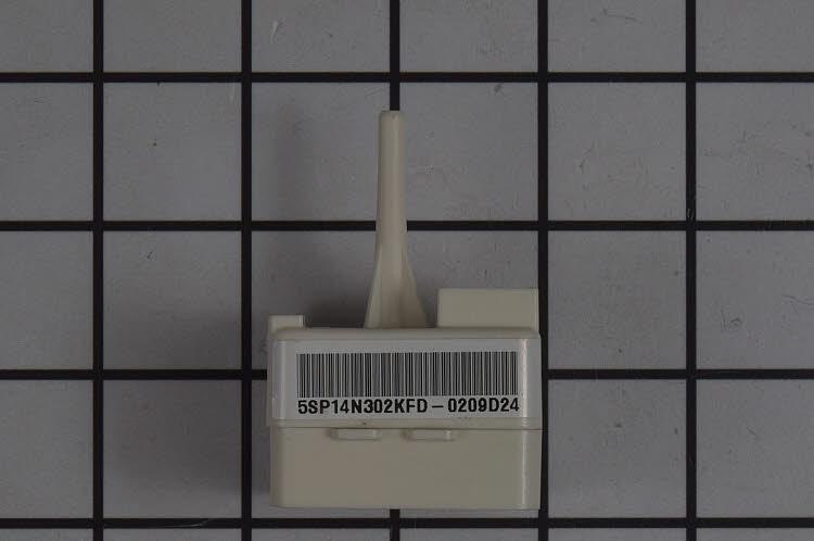 W11524472