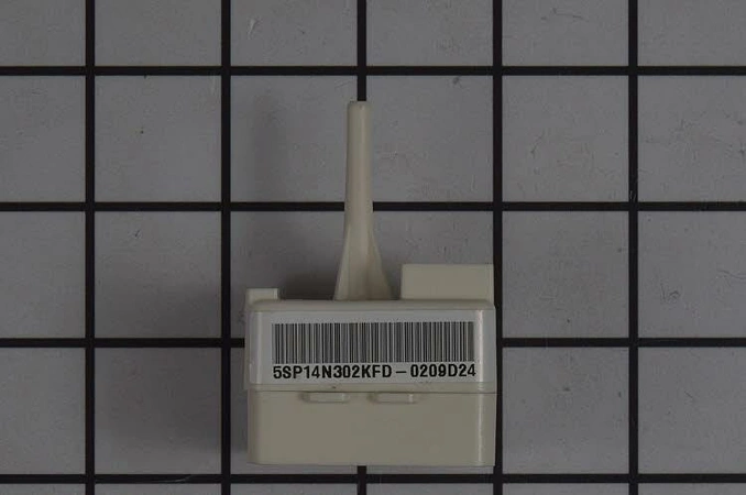 W11524472
