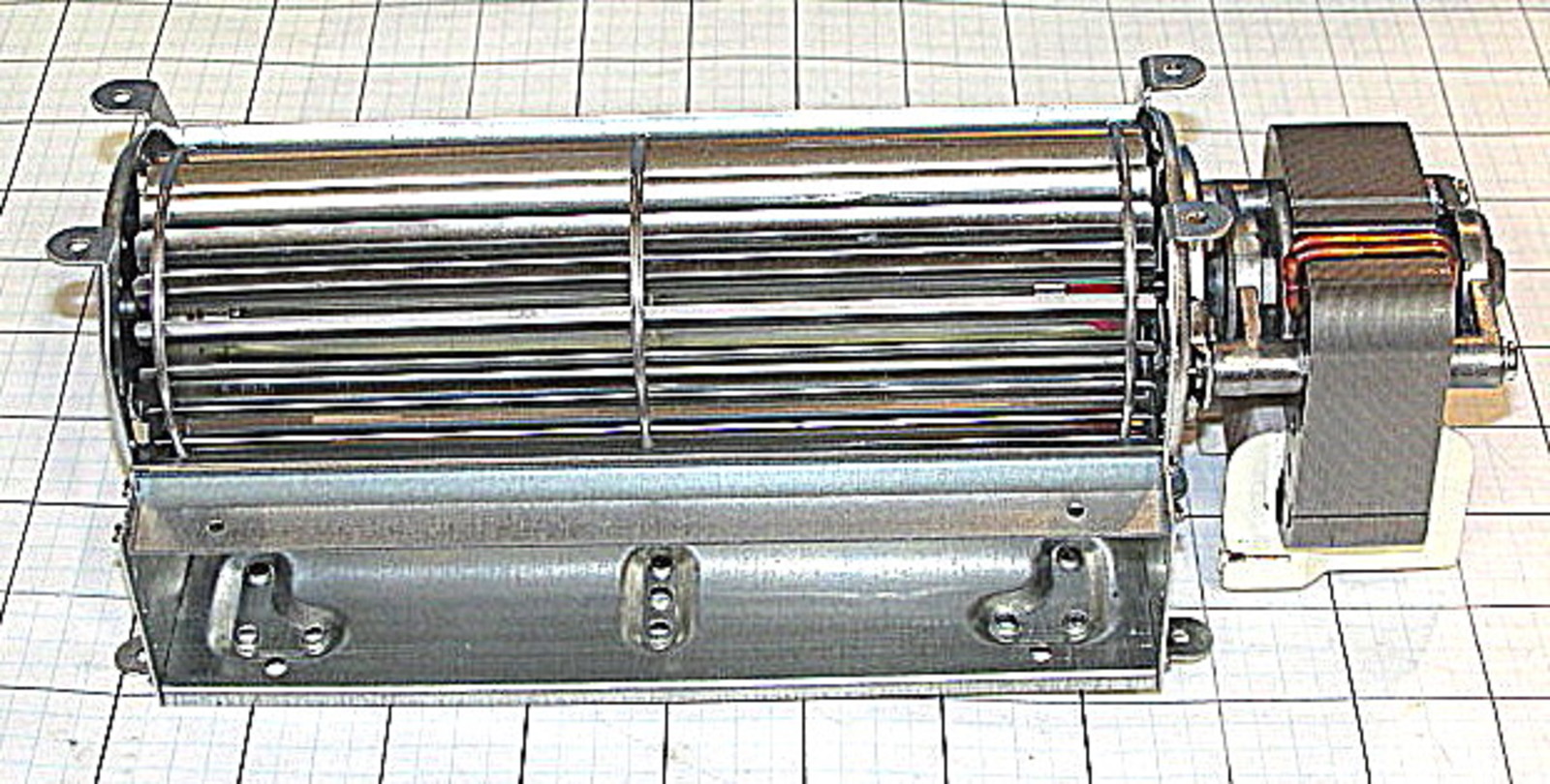 318073028