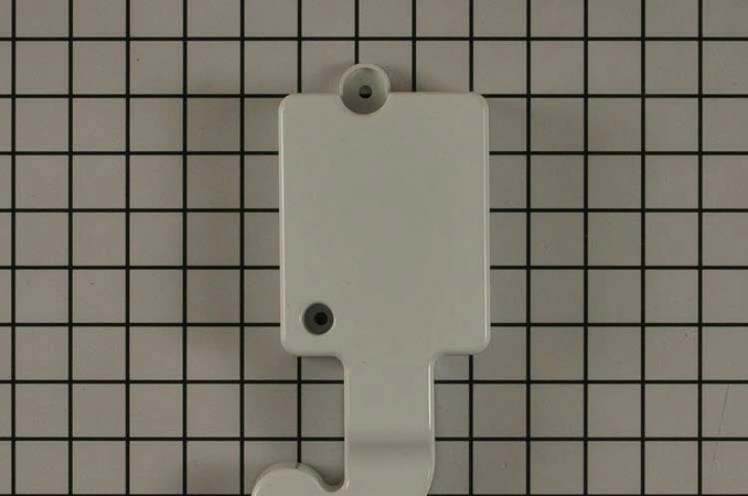 5304526124
