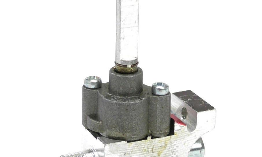 7502P559-60