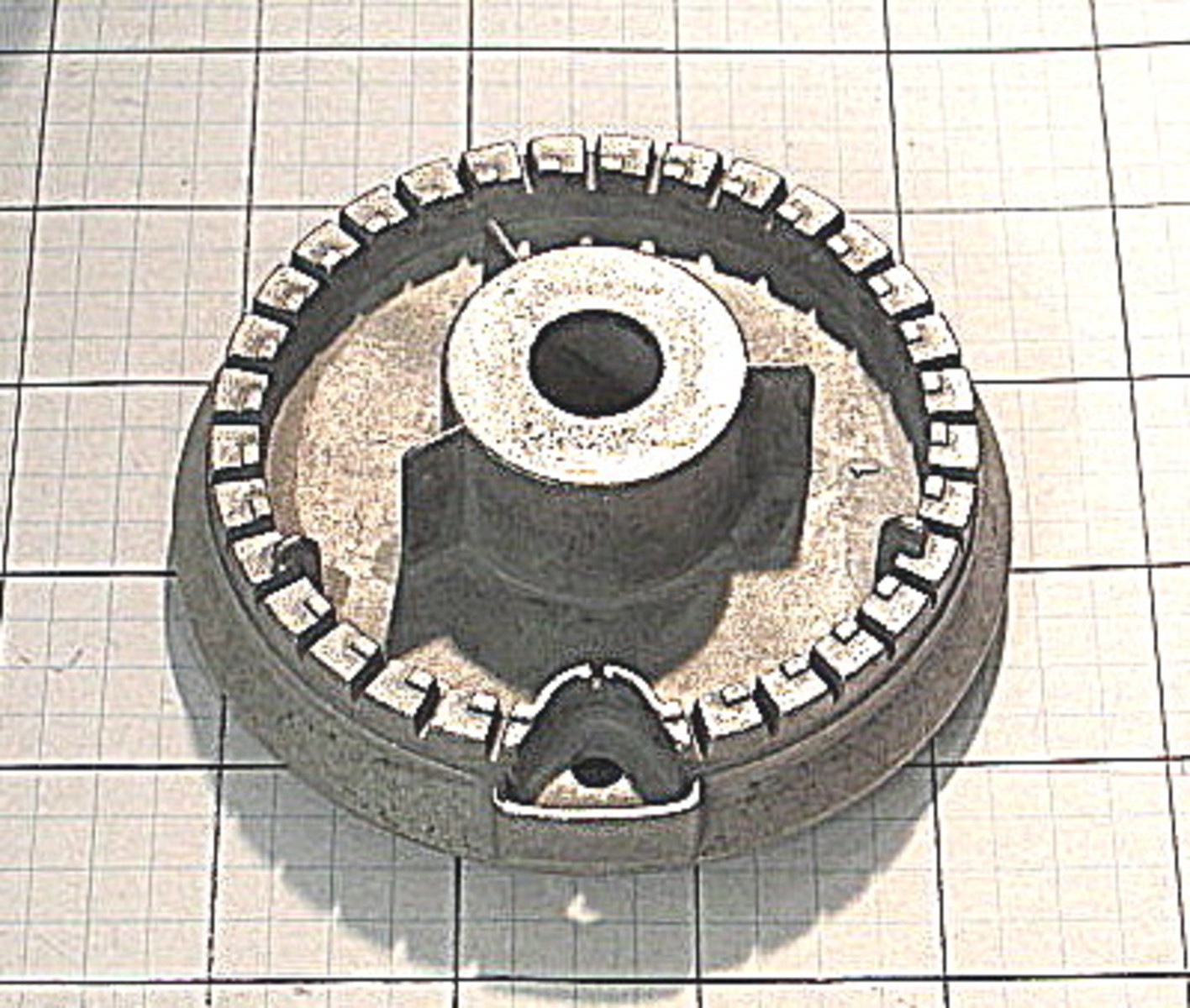 316511200
