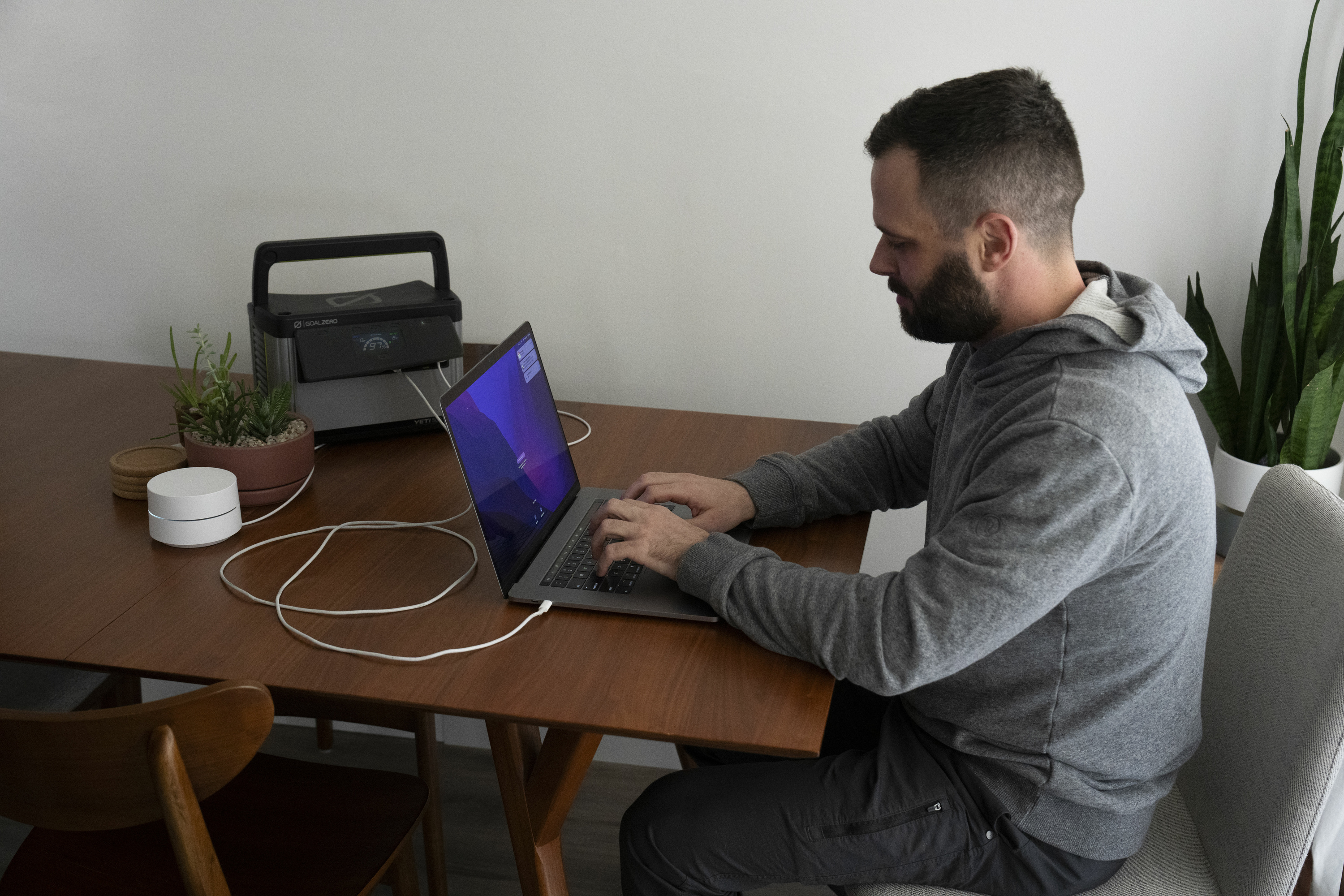 מערכות AI Agents וגיבוי חשמל של גול זירו