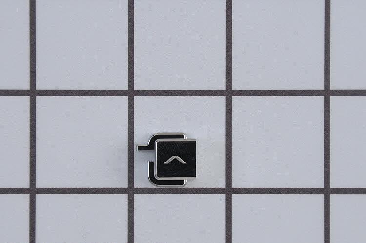 137043100