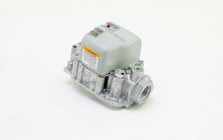 VR8215S1214