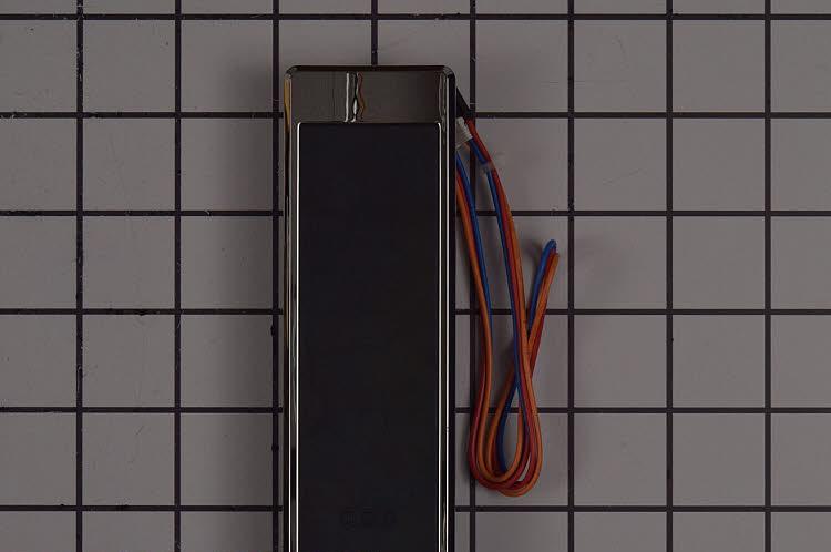 W11561037