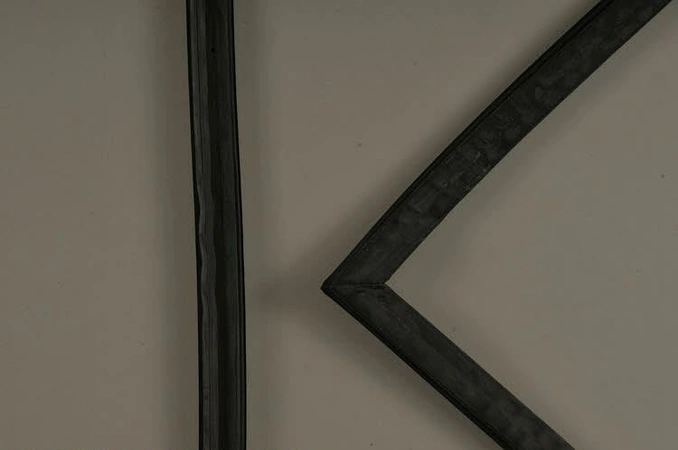 5304520279